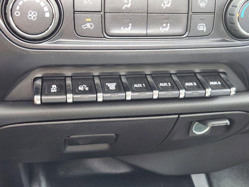 new 2024 Chevrolet Silverado 1500 car, priced at $46,500