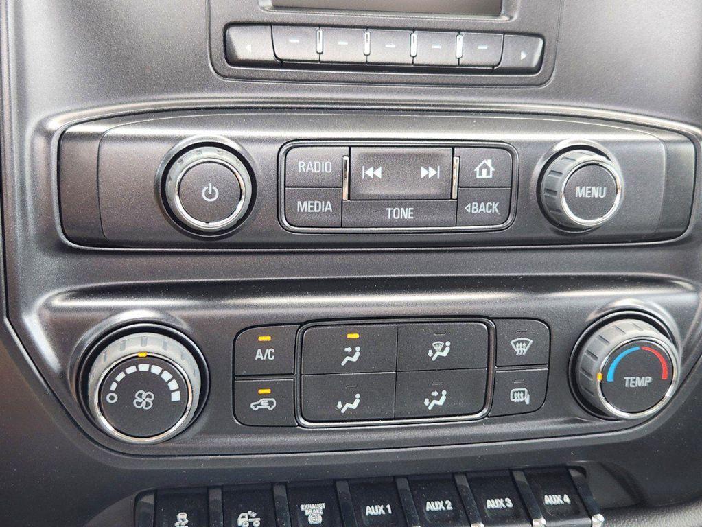 new 2024 Chevrolet Silverado 1500 car, priced at $46,500