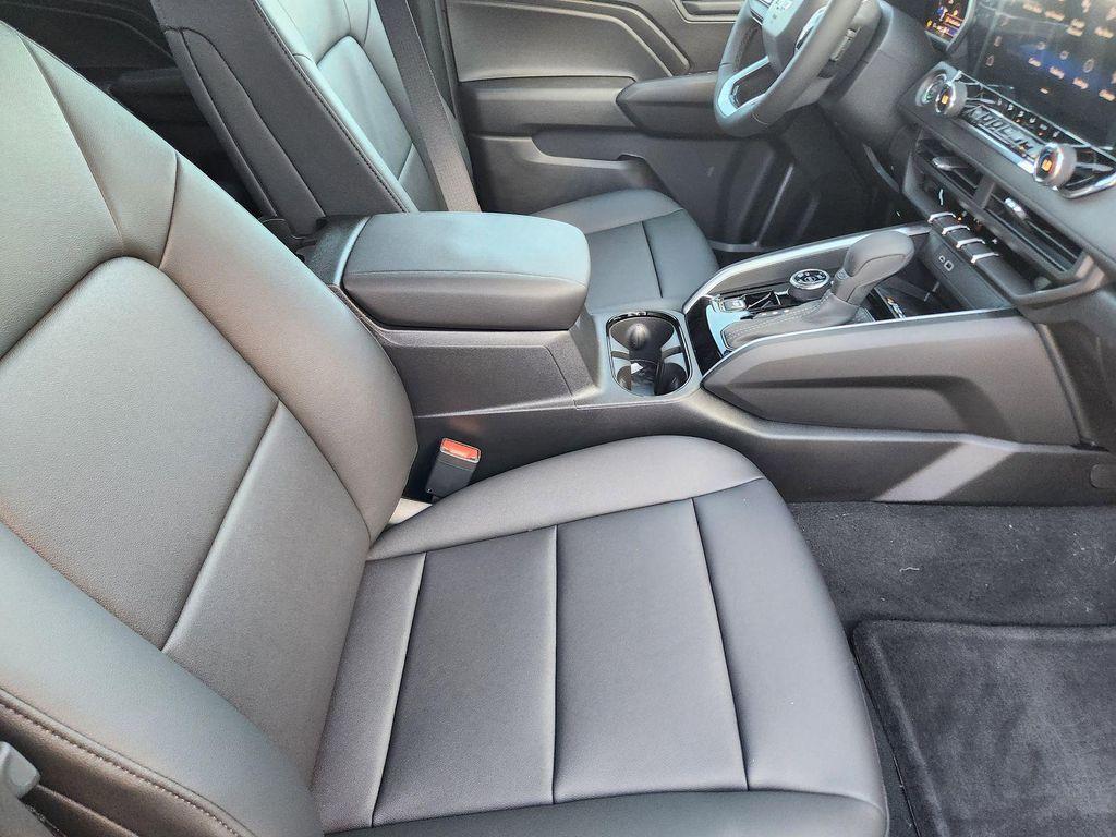 new 2026 Chevrolet Colorado car, priced at $44,420