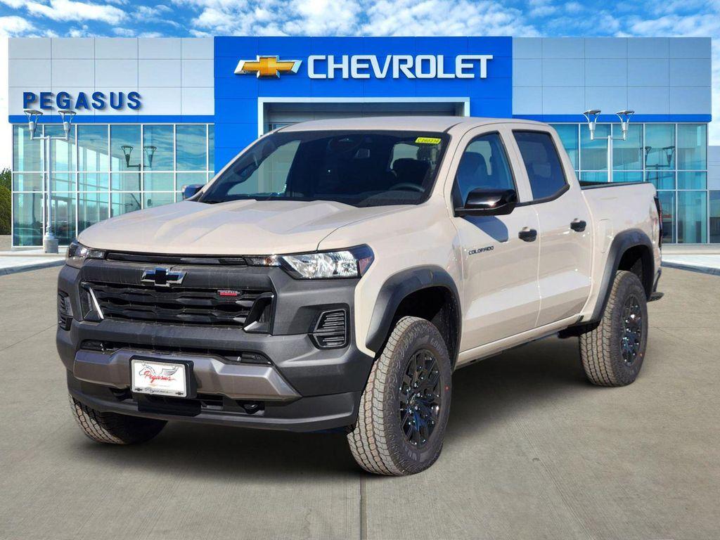 new 2026 Chevrolet Colorado car, priced at $44,420