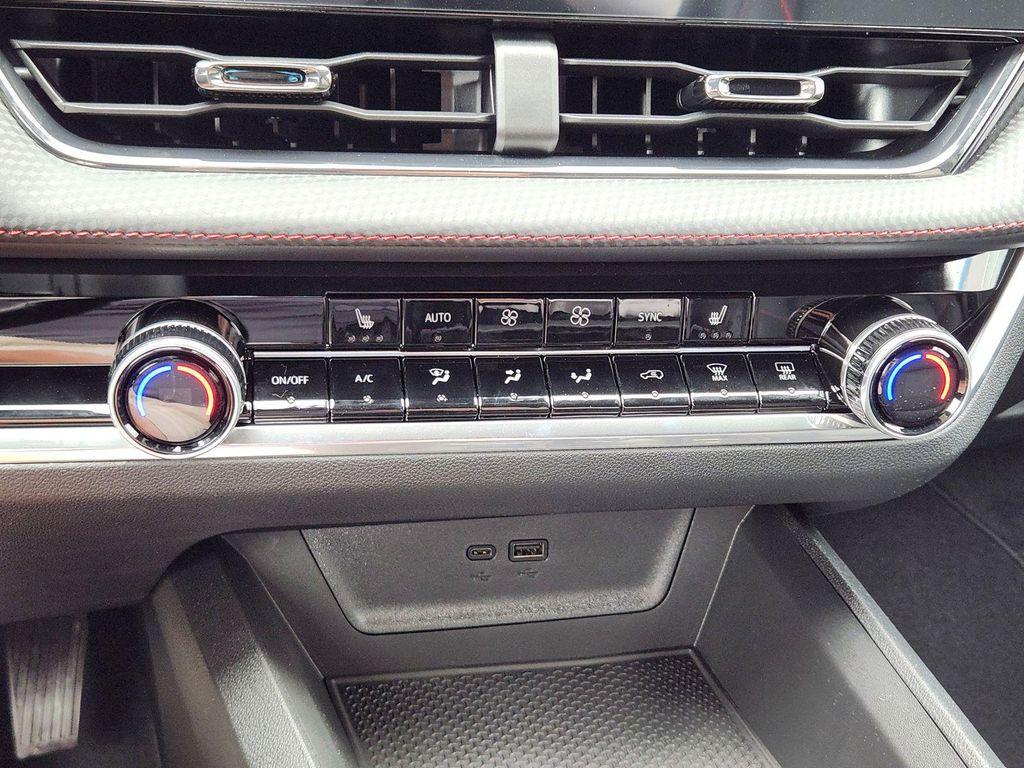 new 2026 Chevrolet Equinox car, priced at $34,119