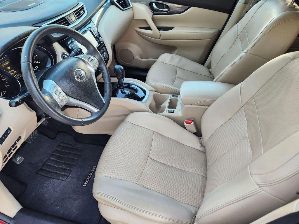 used 2016 Nissan Rogue car, priced at $13,033