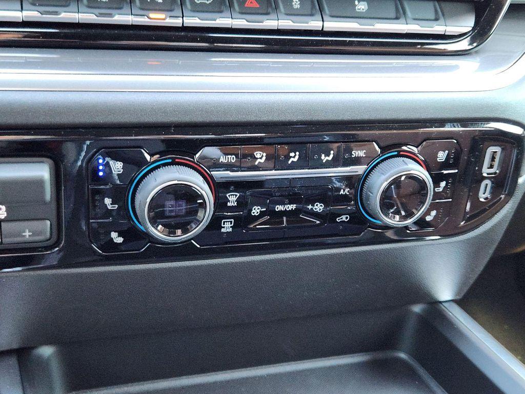 new 2026 Chevrolet Silverado 3500 car, priced at $92,715