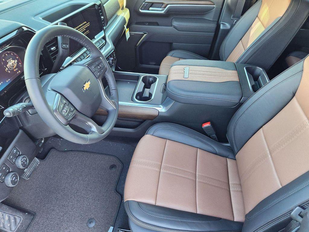 new 2026 Chevrolet Silverado 3500 car, priced at $92,715