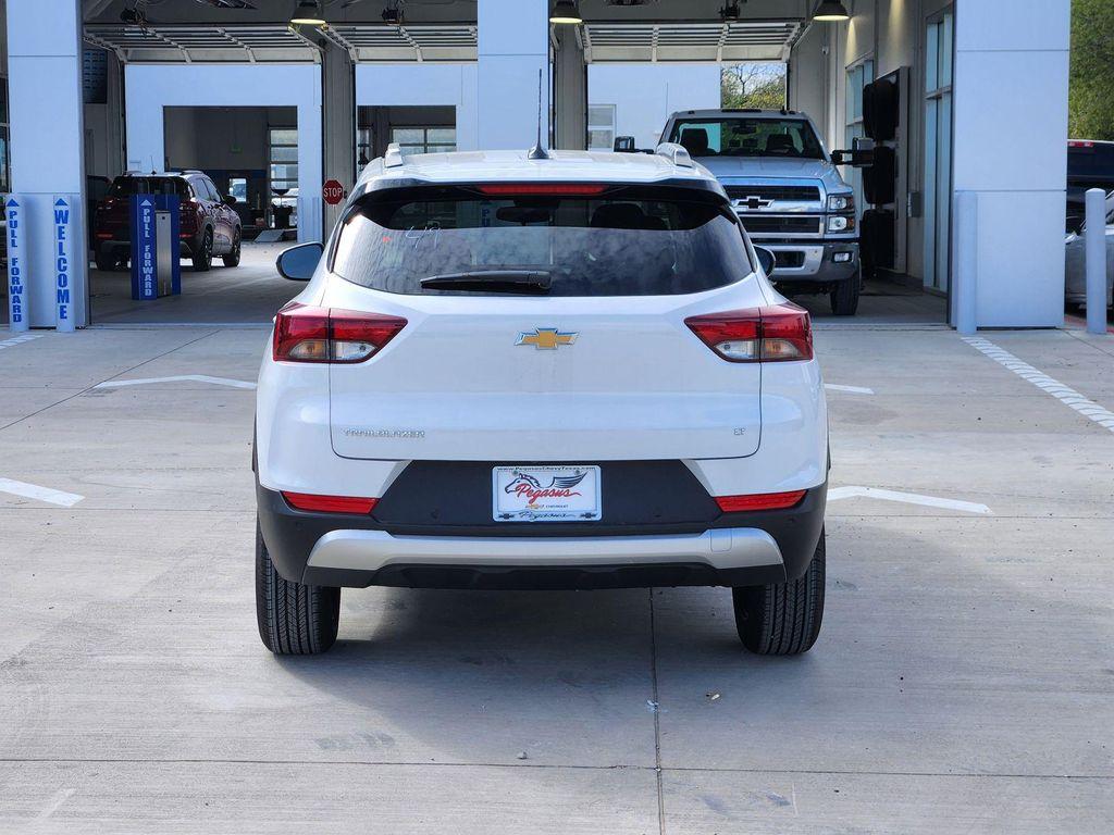 new 2026 Chevrolet TrailBlazer car, priced at $26,680