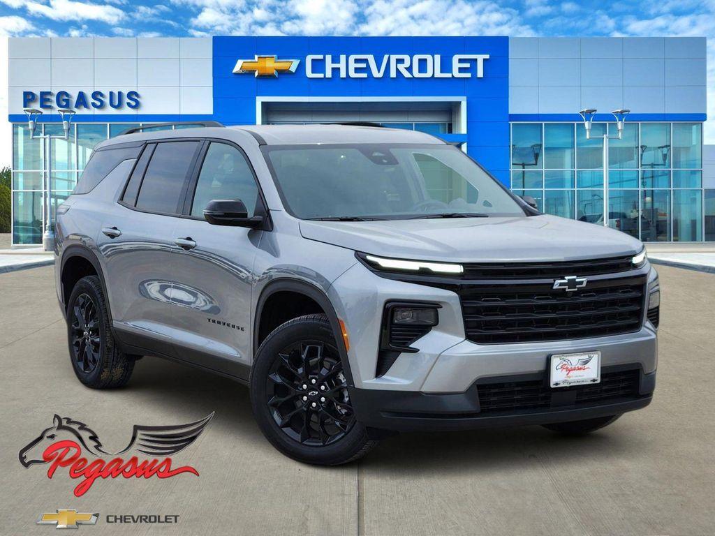 new 2026 Chevrolet Traverse car, priced at $47,204