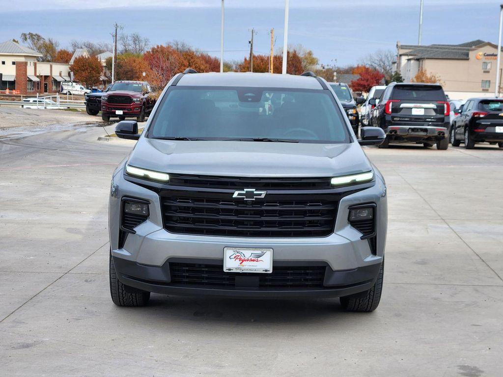 new 2026 Chevrolet Traverse car, priced at $47,204