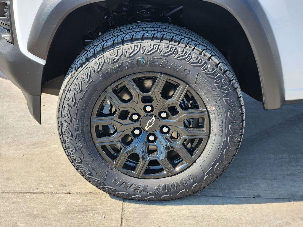 new 2026 Chevrolet Colorado car, priced at $42,445