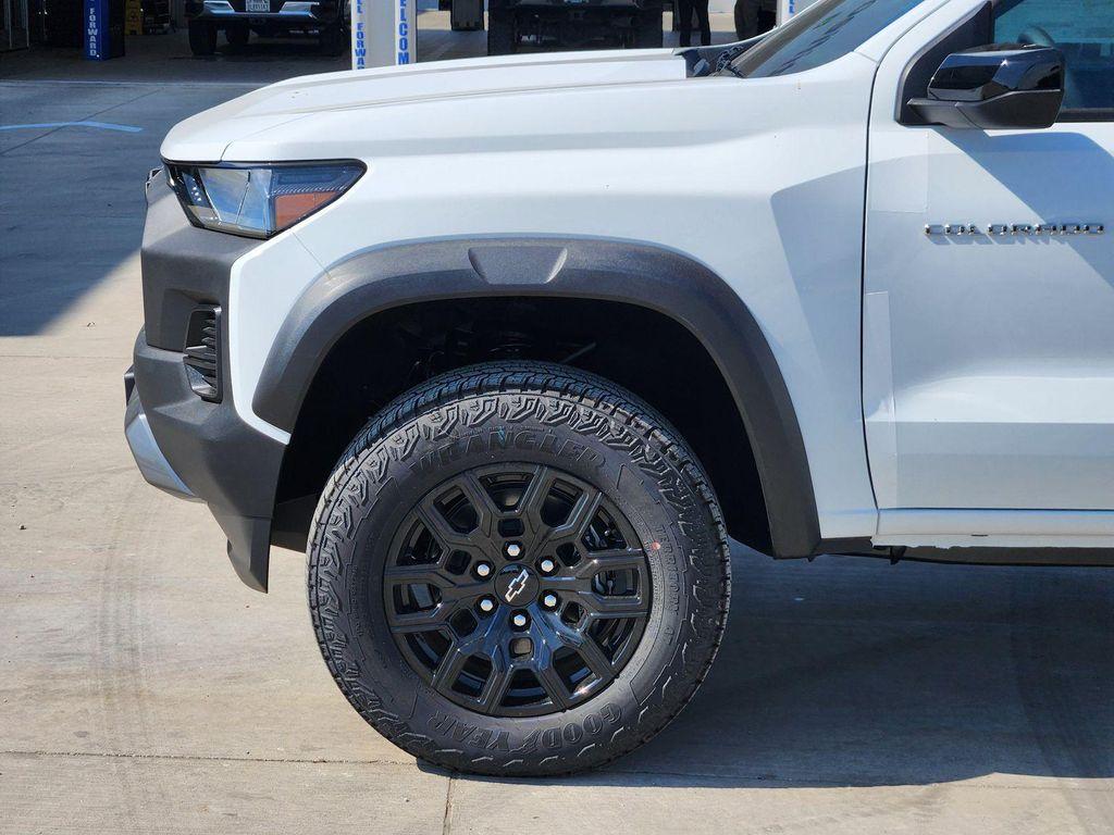 new 2026 Chevrolet Colorado car, priced at $42,445