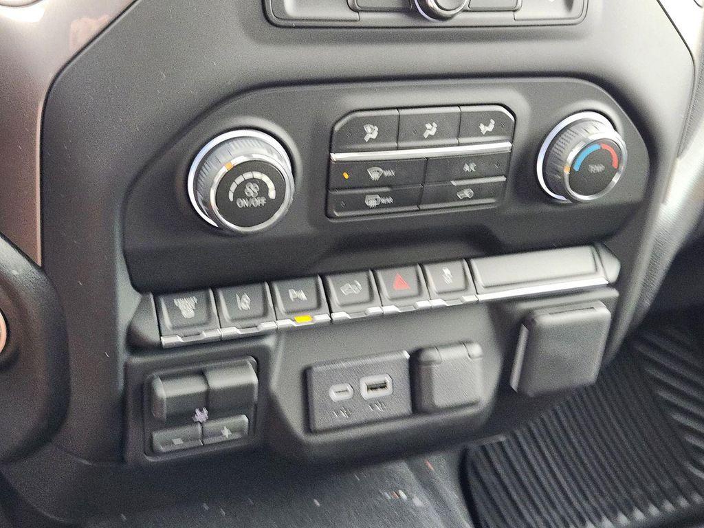 new 2026 Chevrolet Silverado 3500 car, priced at $71,525