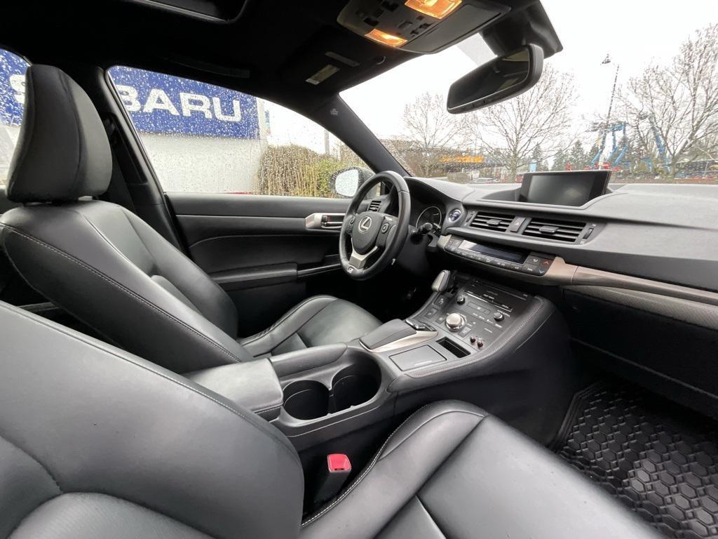 used 2015 Lexus CT 200h car, priced at $16,980