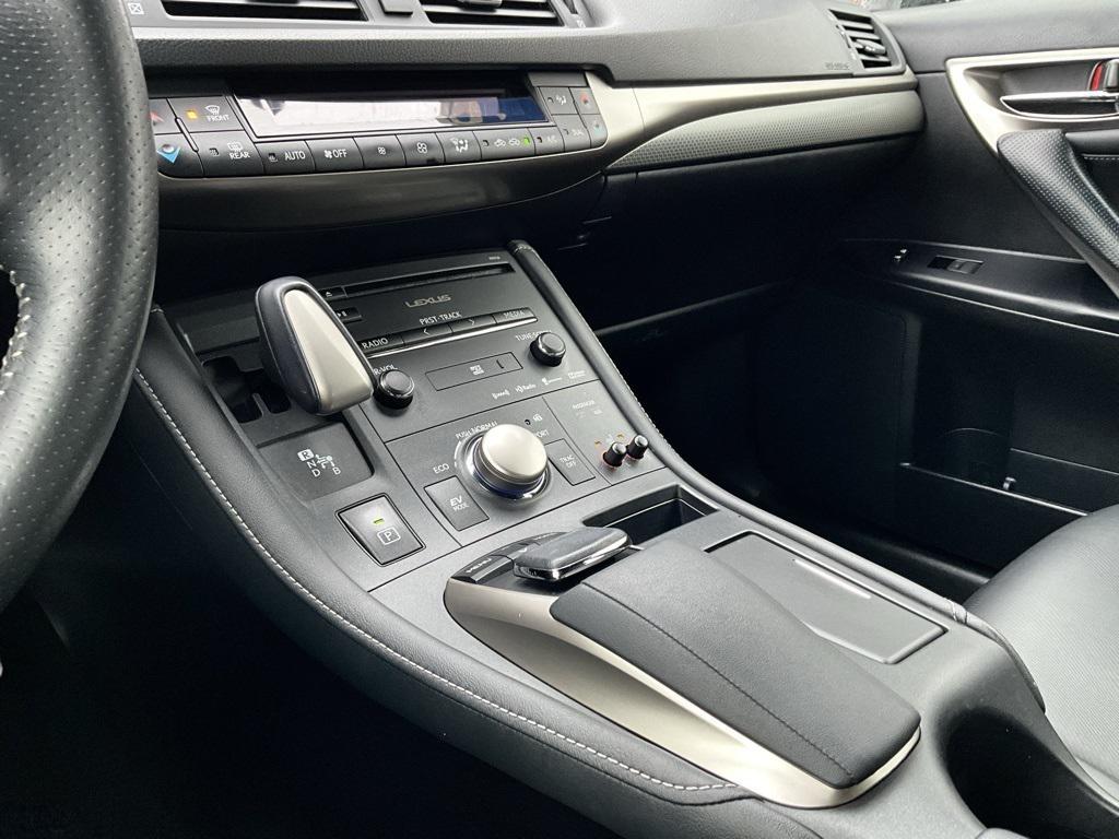 used 2015 Lexus CT 200h car, priced at $16,980