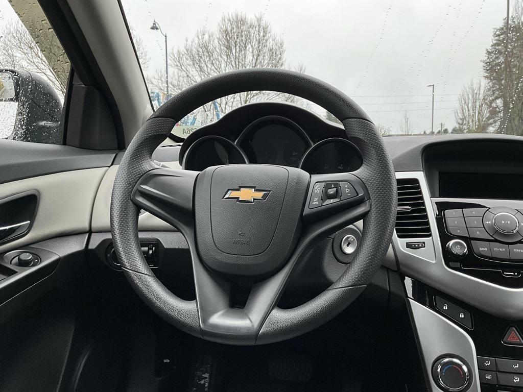 used 2013 Chevrolet Cruze car, priced at $9,980