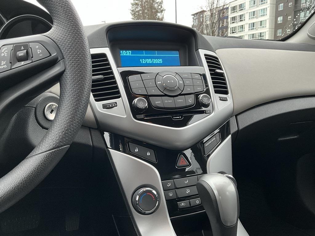 used 2013 Chevrolet Cruze car, priced at $9,980