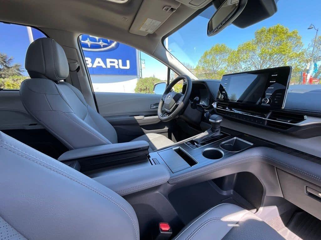 used 2021 Toyota Sienna car, priced at $45,880