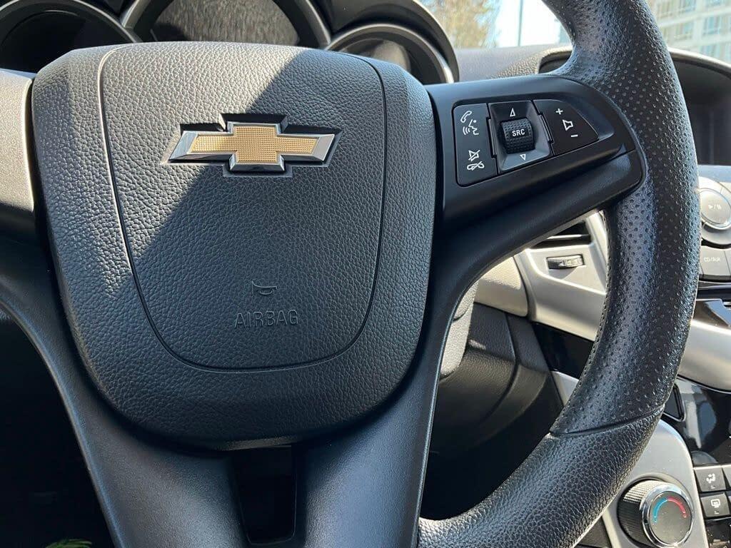 used 2016 Chevrolet Cruze Limited car, priced at $9,380