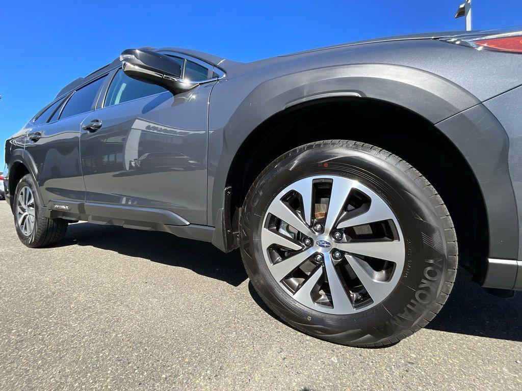 used 2025 Subaru Outback car, priced at $29,580