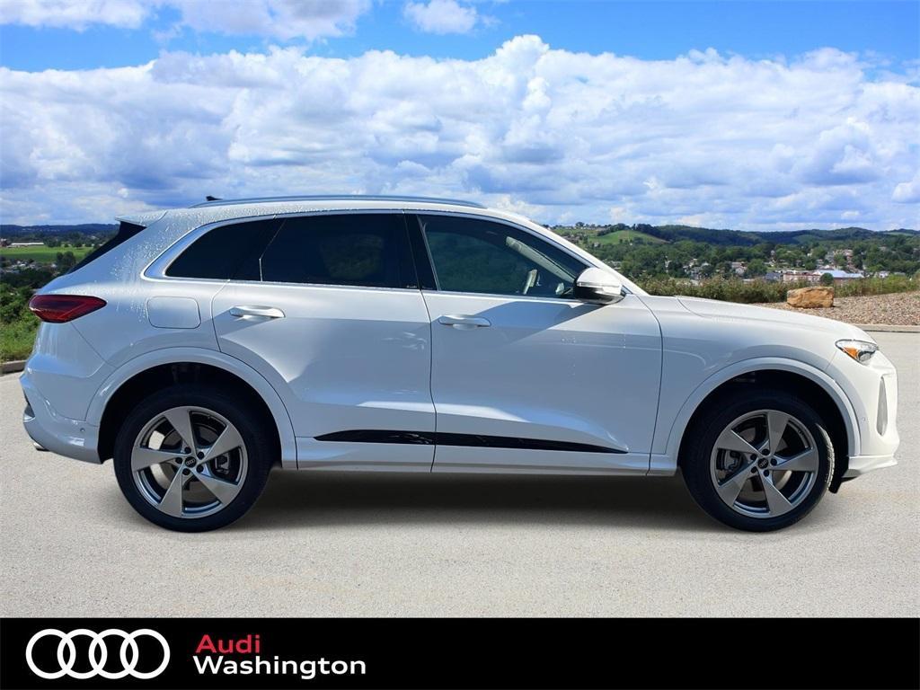 new 2025 Audi Q5 car, priced at $62,080