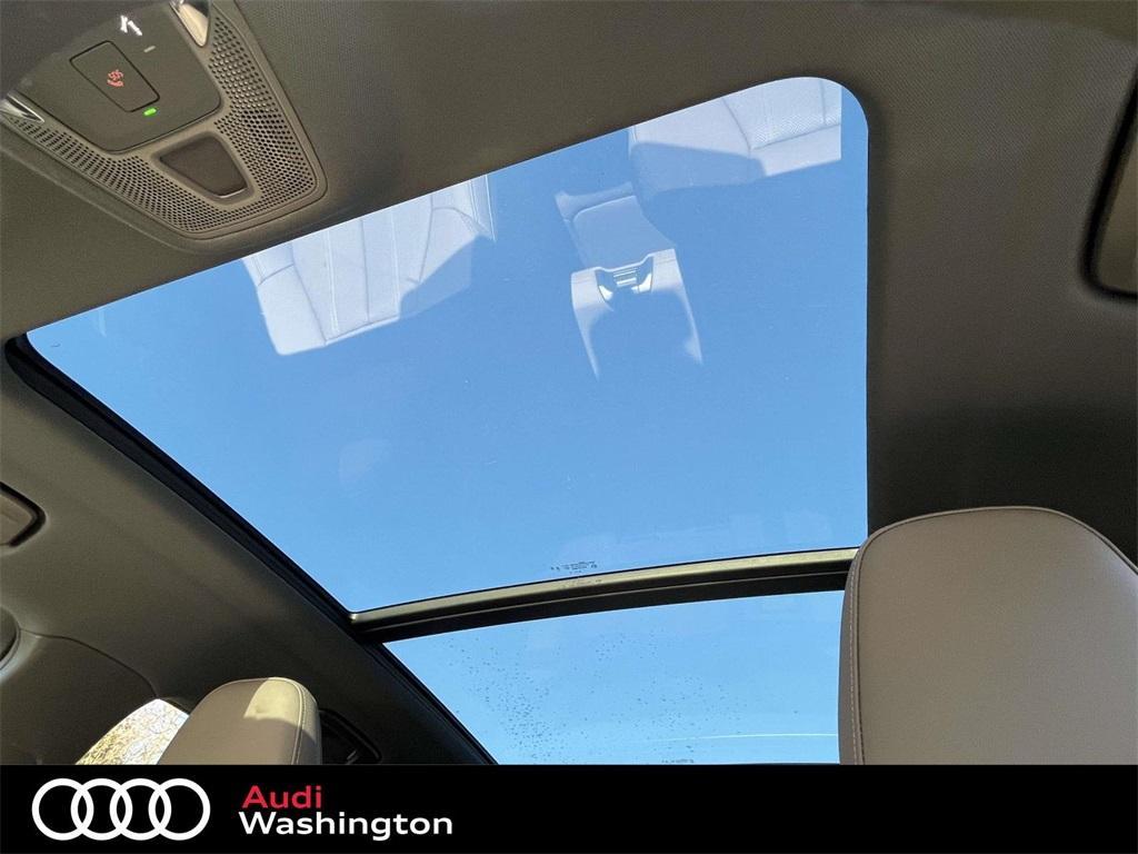 new 2025 Audi Q5 car, priced at $62,080