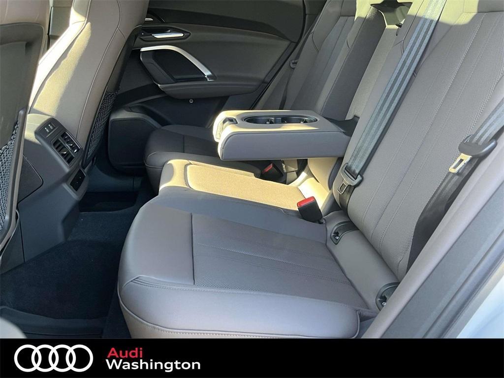 new 2025 Audi Q5 car, priced at $62,080