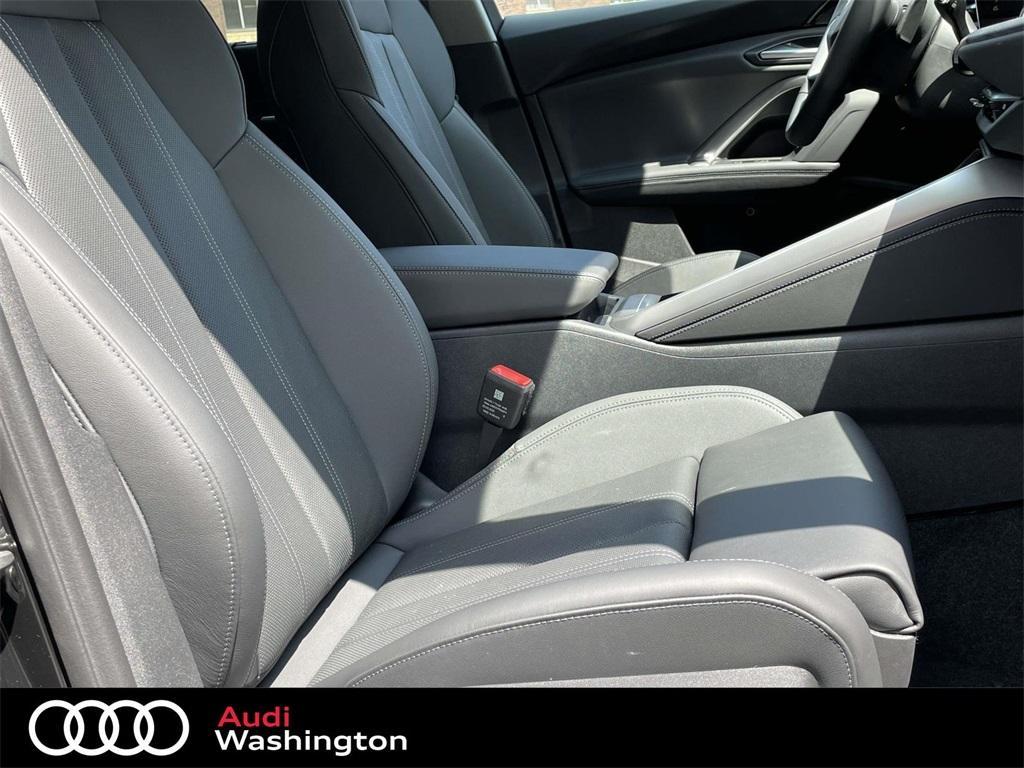 new 2025 Audi Q5 car, priced at $62,040