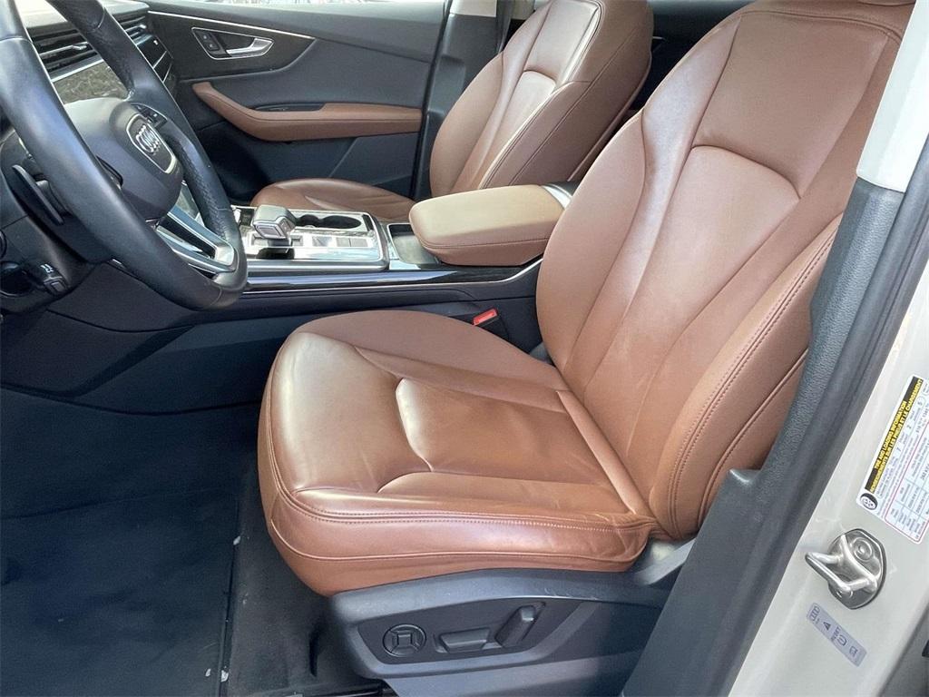 used 2024 Audi Q7 car, priced at $33,998