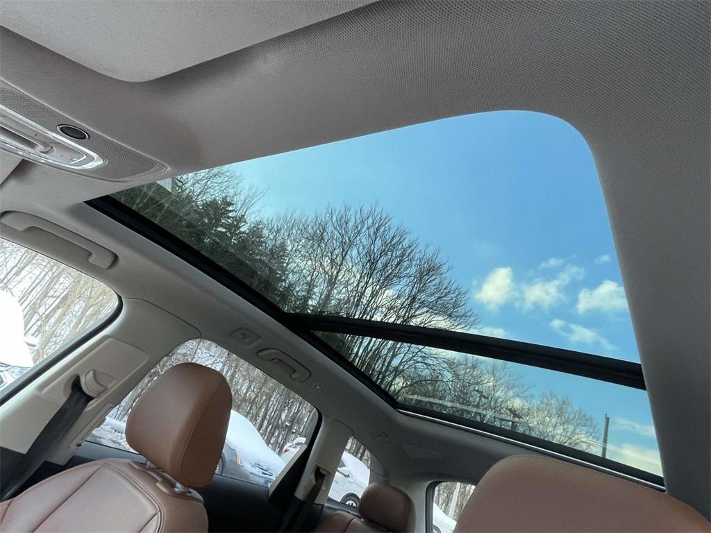 used 2024 Audi Q7 car, priced at $33,998