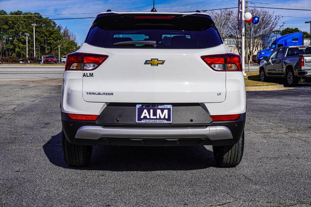 new 2026 Chevrolet TrailBlazer car, priced at $28,659