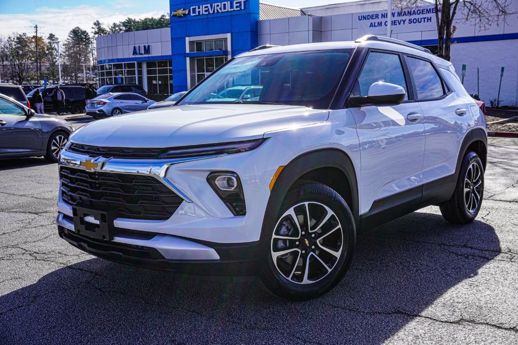 new 2026 Chevrolet TrailBlazer car, priced at $28,659