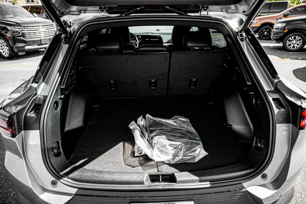 new 2026 Chevrolet Equinox EV car, priced at $32,600