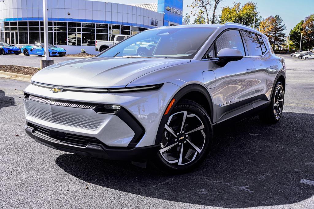 new 2026 Chevrolet Equinox EV car, priced at $32,600