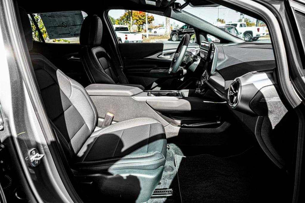 new 2026 Chevrolet Equinox EV car, priced at $32,600