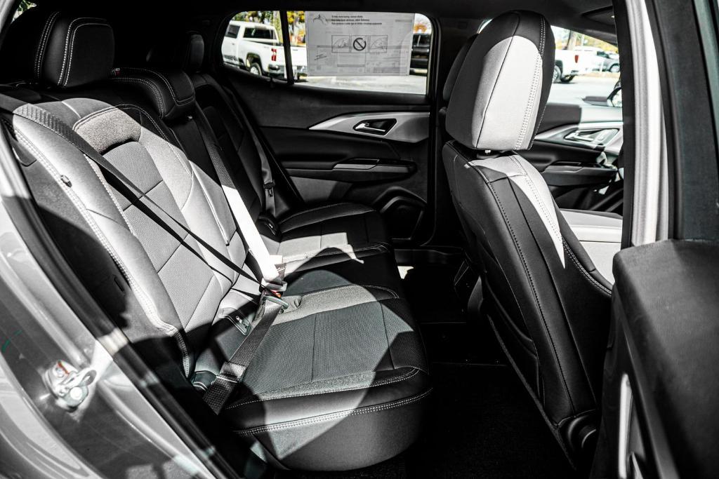 new 2026 Chevrolet Equinox EV car, priced at $32,600