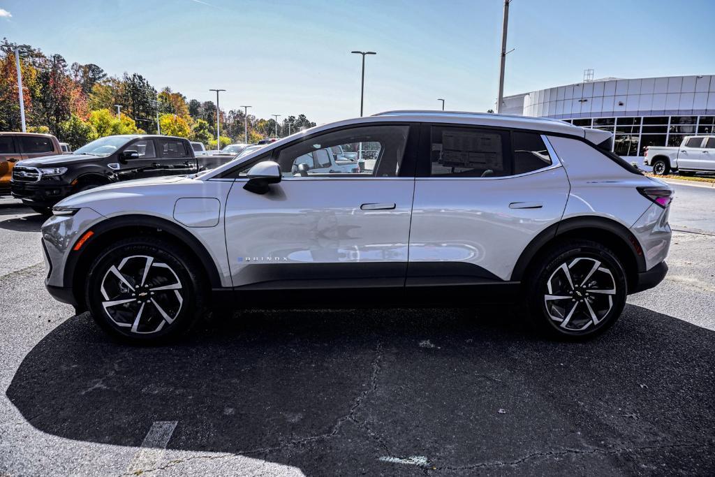 new 2026 Chevrolet Equinox EV car, priced at $32,600