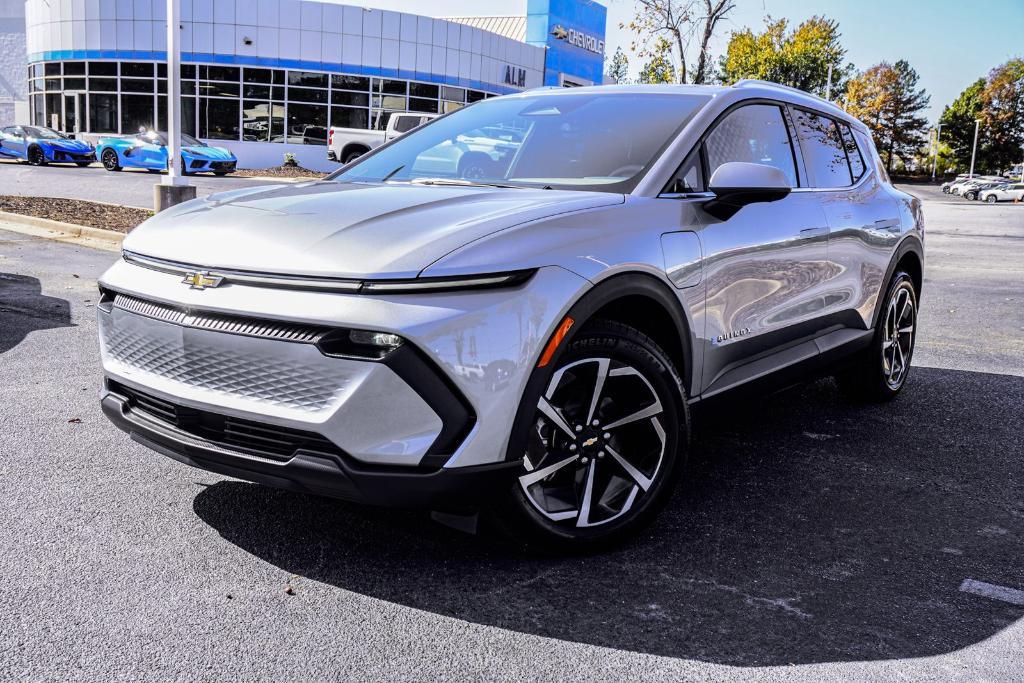 new 2026 Chevrolet Equinox EV car, priced at $32,600