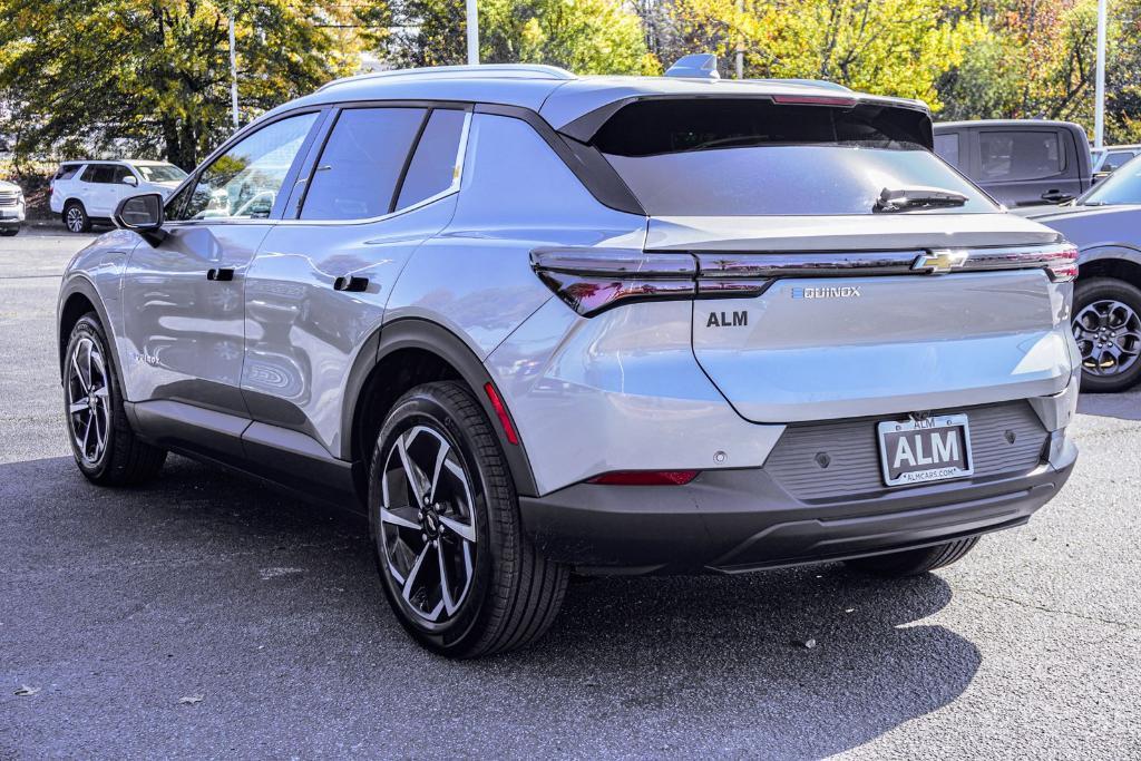 new 2026 Chevrolet Equinox EV car, priced at $32,600