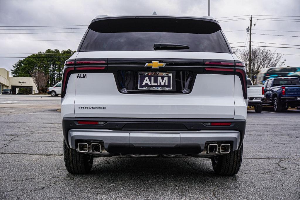 new 2026 Chevrolet Traverse car, priced at $42,927