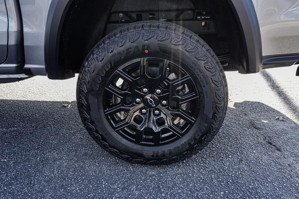 new 2026 Chevrolet Colorado car, priced at $41,053