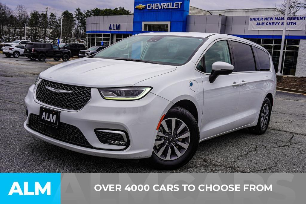 used 2023 Chrysler Pacifica Hybrid car, priced at $21,920