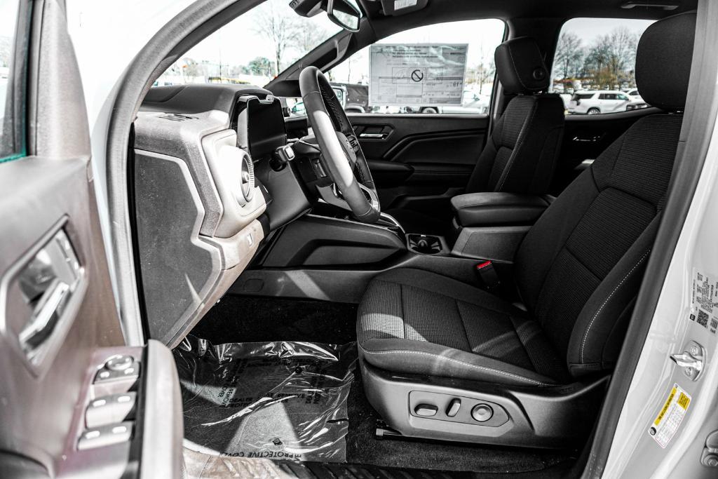 new 2026 Chevrolet Colorado car, priced at $44,097