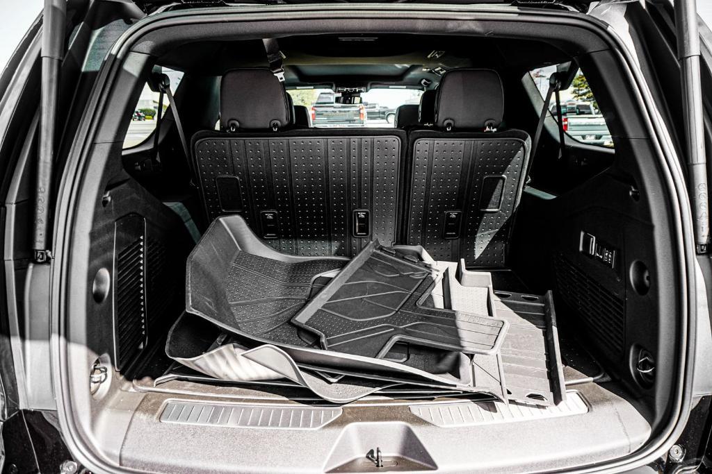 new 2026 Chevrolet Suburban car, priced at $81,418