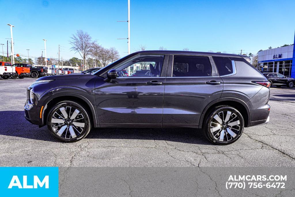 used 2025 Mitsubishi Outlander car, priced at $24,920
