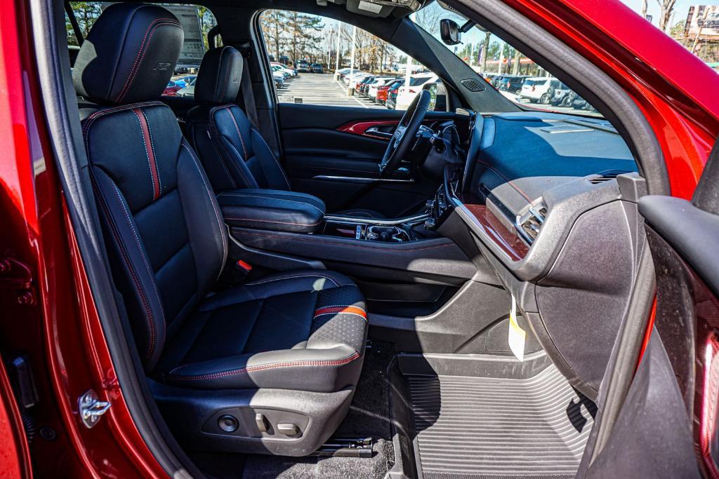 new 2026 Chevrolet Traverse car, priced at $57,959