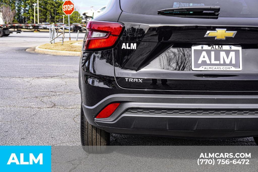 used 2025 Chevrolet Trax car, priced at $18,720