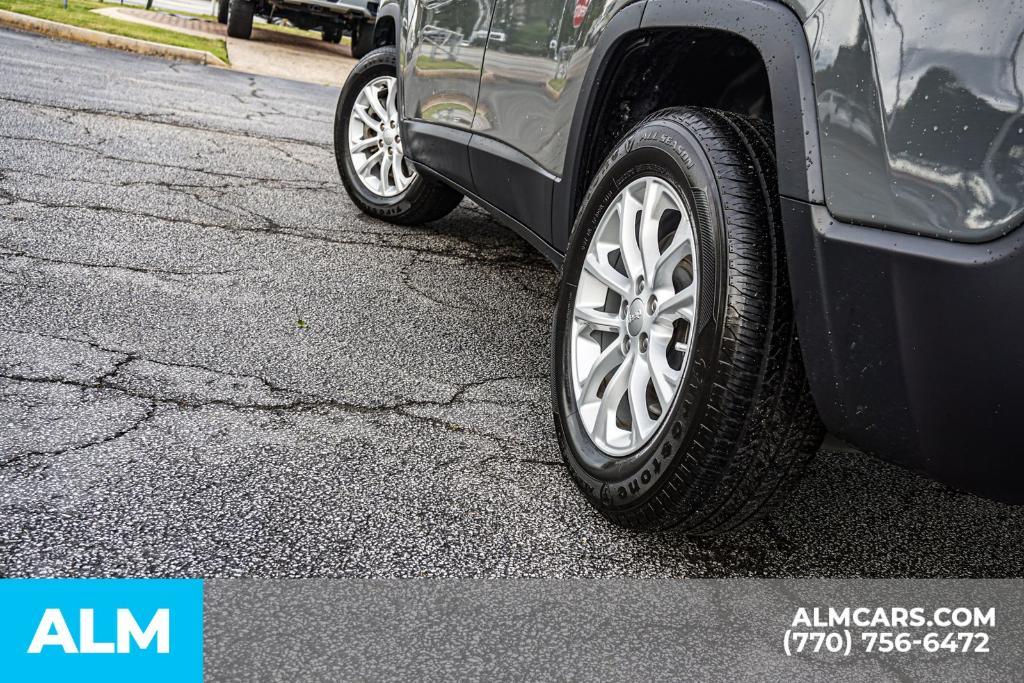 used 2022 Jeep Cherokee car, priced at $21,164
