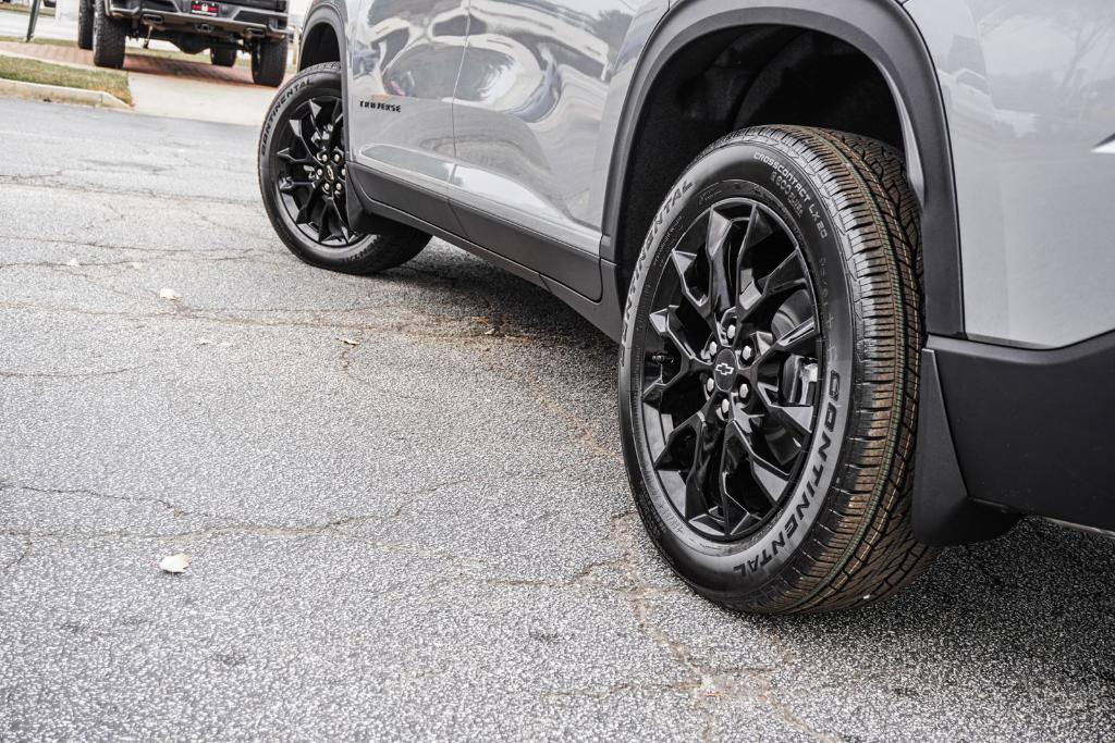 new 2026 Chevrolet Traverse car, priced at $45,651