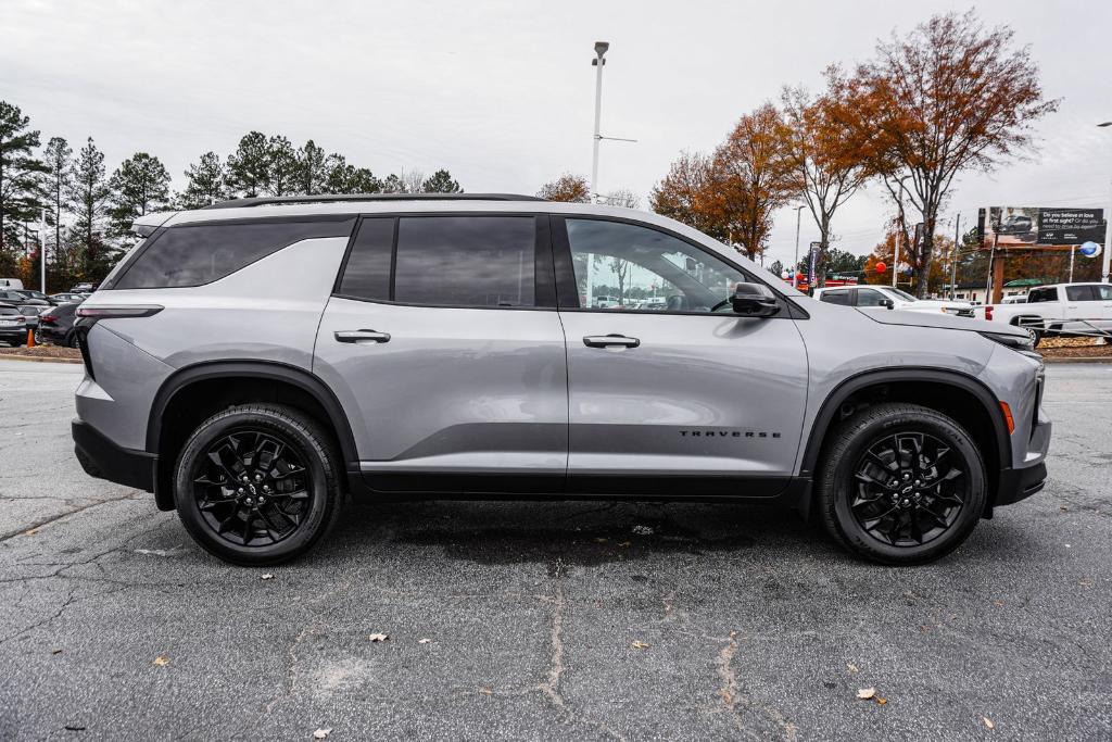 new 2026 Chevrolet Traverse car, priced at $45,651