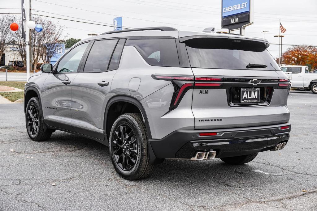 new 2026 Chevrolet Traverse car, priced at $45,651