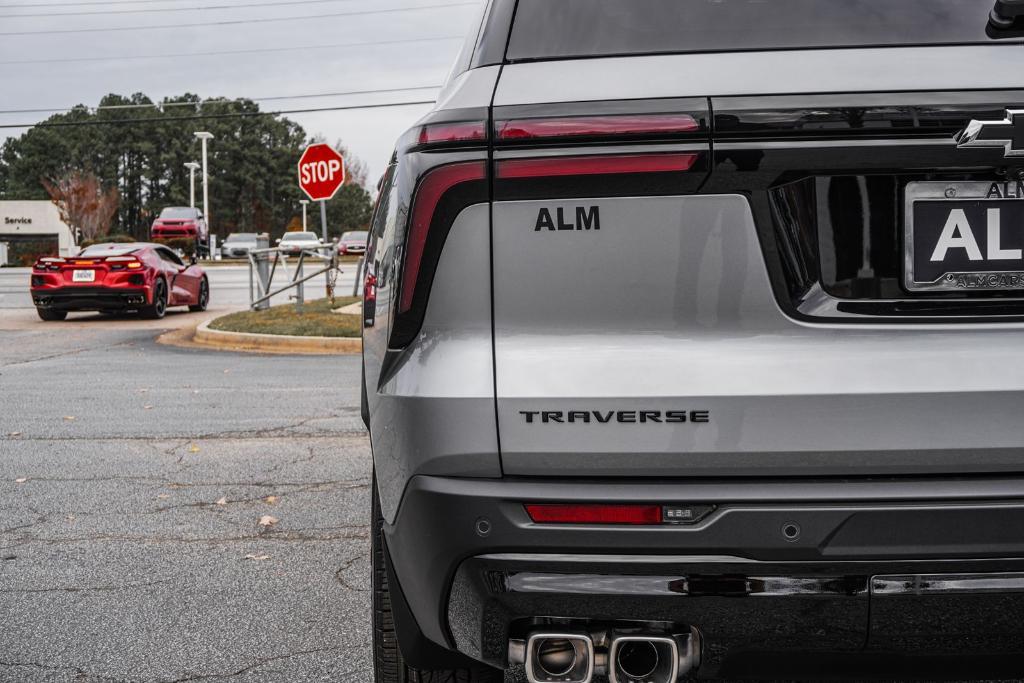 new 2026 Chevrolet Traverse car, priced at $45,651