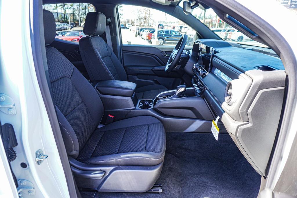 new 2025 Chevrolet Colorado car, priced at $36,865